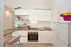 Apartments Adria