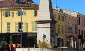 Hotels L'Annexe Plaisance - Hotel Non Climatise : photos des chambres
