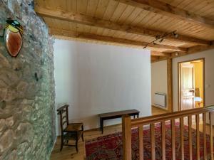 Villas Beautiful farmhouse in mountain forest setting : photos des chambres