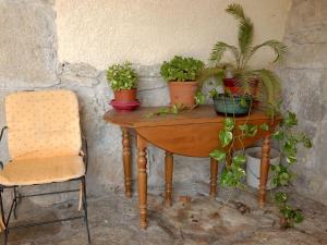 Maisons de vacances Amazing apartment in Lanas with large garden : photos des chambres