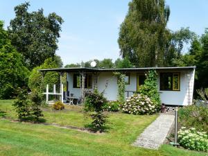 Authentically furnished chalet near the Nieuwkoopse Plassen