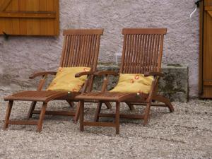 Maisons de vacances Beautiful Holiday Home in La Chapelle aux Bois with Garden : photos des chambres