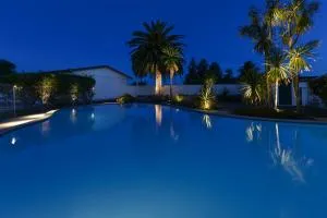 克利夫兰热汽车旅馆  - Koutu