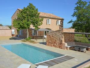 Detached House With Private Garden in Bizanet France