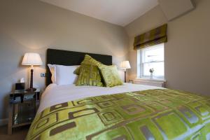 Two-Bedroom Apartment room in The Old Vine