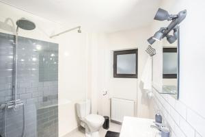 Central Park by Urbanesq