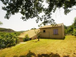 Maisons de vacances Detached villa in a small villa estate with private swimming pool : photos des chambres