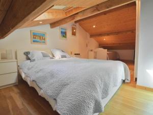 Maisons de vacances Modern Villa in Gar oult with Private Pool : photos des chambres
