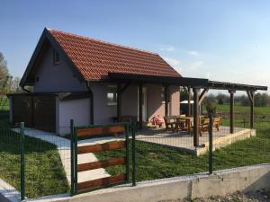 3 star cabană Holiday Home Lavender Bratina Croaţia