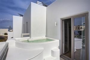 La Bellezza Eco Boutique Hotel Santorini Greece