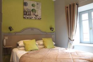 Hotels Hotel Restaurant Le Moulin de Saint Verand : photos des chambres