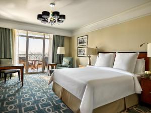 Deluxe Room - King Bed room in Four Seasons Hotel Cairo at Nile Plaza