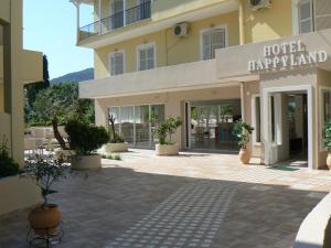 Happyland Hotel Apartments Lefkada Greece