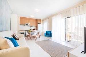 Litoral Mar Beside the Beach