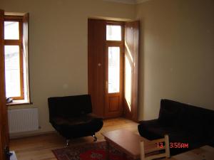 Old Metekhi Apartment