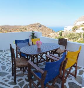 Evi's Studios Amorgos Greece