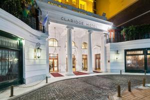 Claridge hotel, 
Buenos Aires, Argentina.
The photo picture quality can be
variable. We apologize if the
quality is of an unacceptable
level.