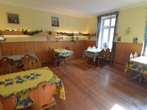 Urzig Heritage Riverside Stay