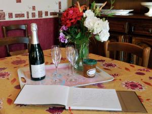 Maisons de vacances Romantic g te in quiet village for Champagne lovers : photos des chambres