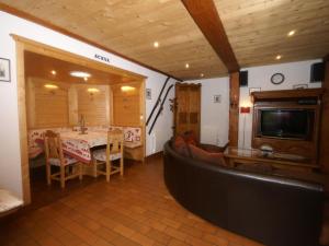 Chalets Charming Chalet in Ventron with Terrace : photos des chambres