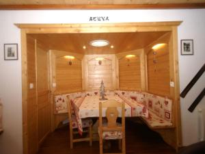 Chalets Charming Chalet in Ventron with Terrace : photos des chambres