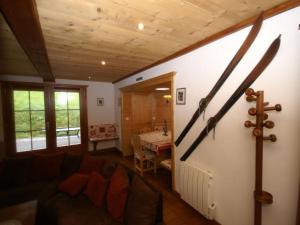 Chalets Charming Chalet in Ventron with Terrace : photos des chambres