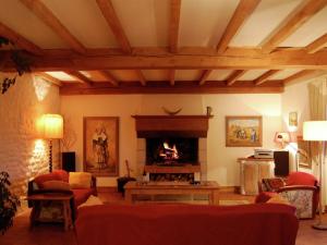Maisons de vacances Lovely mansion with fenced garden : photos des chambres