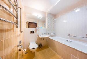 Twin Room - Disability Access room in Zagrava Hotel