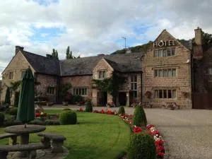 Old Court Hotel & Apartments - وايتشرتْش