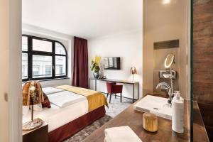 Premier Suite room in Lux 11 Berlin-Mitte