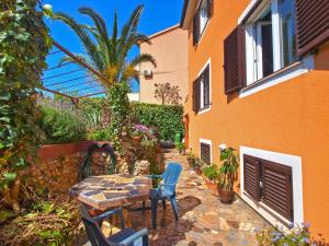Apartments Dragan 1077 