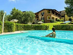 Talu Cozy Holiday Home In Manerba del Garda With Pool Manerba del Garda Itaalia