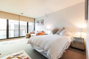 Celeste - Beyond a Room Private Apartments, Апартаменты - Мельбурн