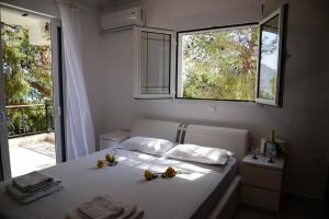 Aias Summer House Salamina Greece