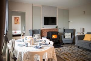 Rose Meadow Cottage