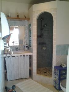 Maisons de vacances Villa de charme avec piscine : photos des chambres