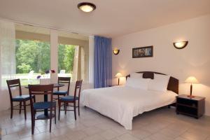 Appart'hotels Vacanceole - Le Domaine de Chames - Pont d'Arc : photos des chambres