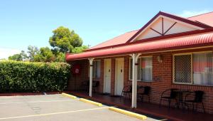 Roma Mid Town Motor Inn