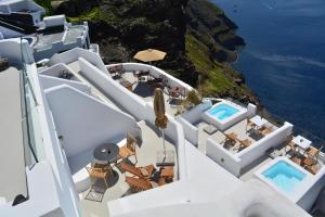 Cocoon Suites Santorini Greece