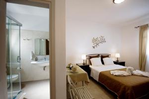 Queen Studio room in Ostria Studios