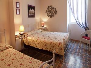 Maisons de vacances Attractive holiday home with swimming pool : photos des chambres