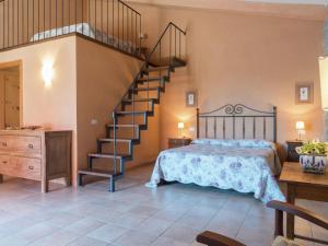 Farmhouse Montalto near Sandy Beaches