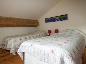 Maisons de vacances Very spacious and beautifully furnished home on a property with a heated pool : photos des chambres