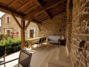 Maisons de vacances Very spacious and beautifully furnished home on a property with a heated pool : photos des chambres