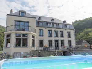 Vasaras māja Gite V Haybes Francija