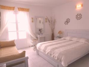 Vardia Bay Studios Folegandros Greece