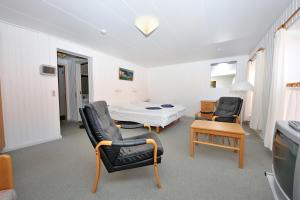 Triple Room room in Hotel Gudhjem