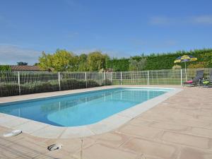 Villas Relaxing Villa Stay in Saint-Victor : photos des chambres