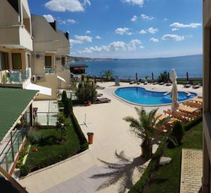 Апартамент Aparthotel Golf Coast Каварна България