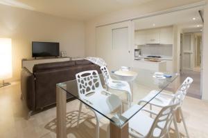 Bravissimo Cort Reial-3A